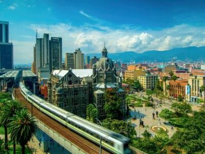 Museo de Antioquia: El Guardián del Arte y la Cultura